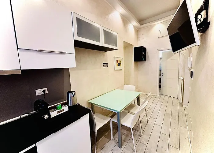 Apartament Monti Hideaway - Walk To Colosseum & Forum *